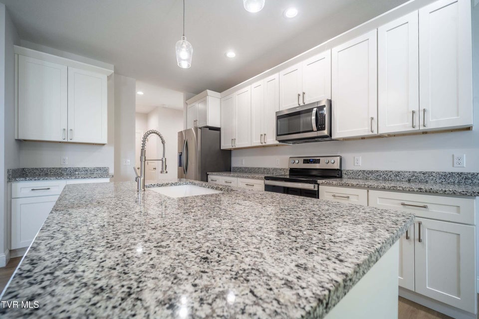 Photo #10: 3107 Bridgewater Boulevard