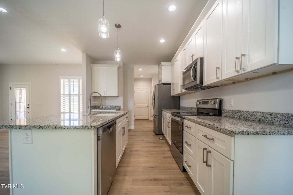 Photo #11: 3107 Bridgewater Boulevard