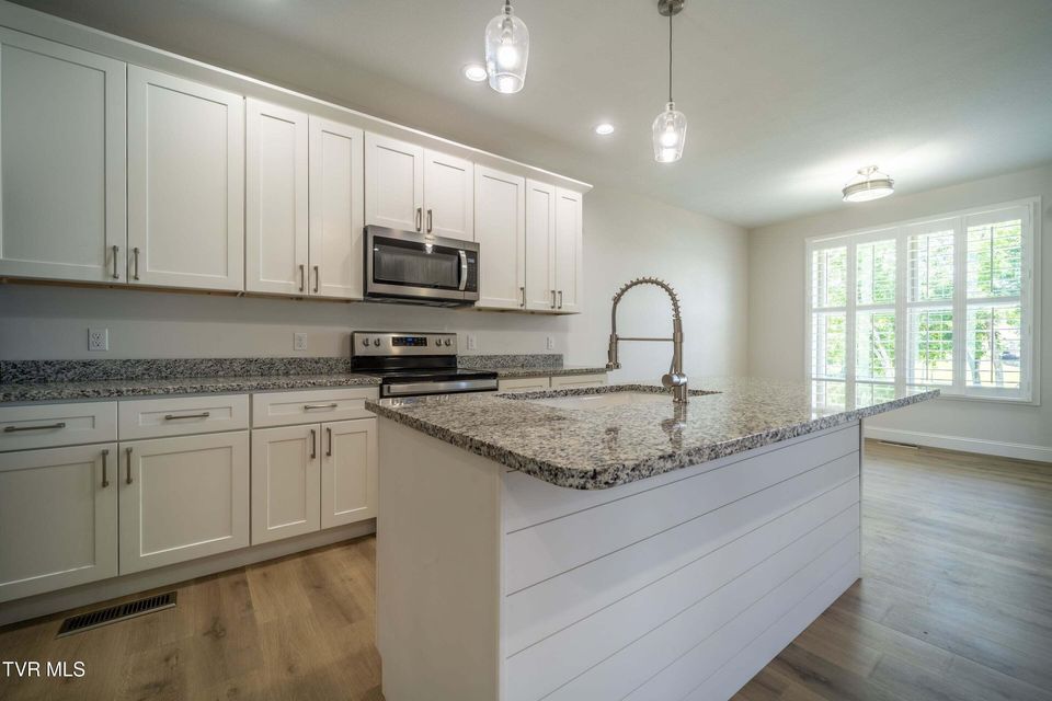 Photo #14: 3107 Bridgewater Boulevard