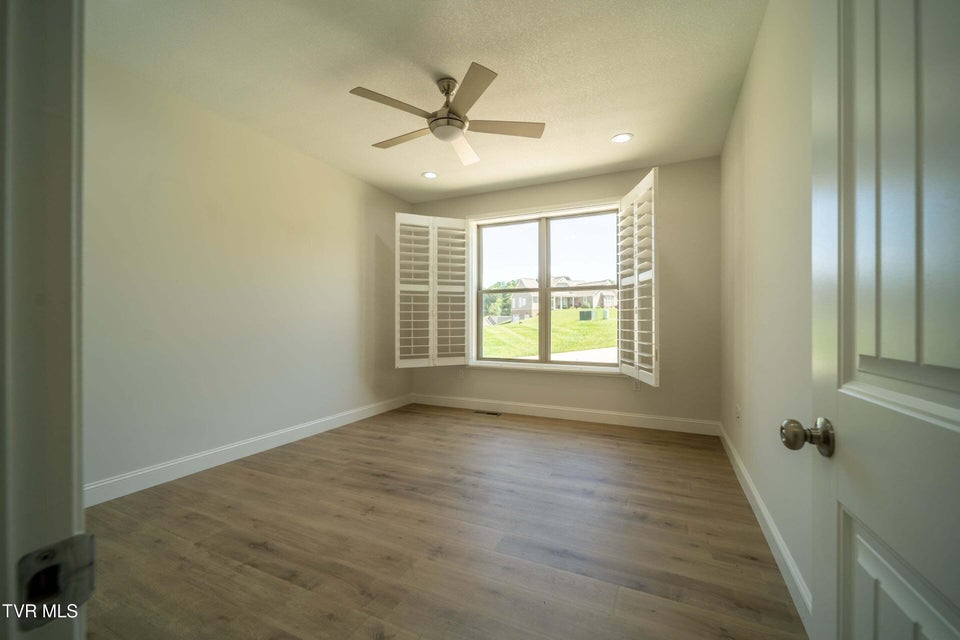 Photo #34: 3107 Bridgewater Boulevard