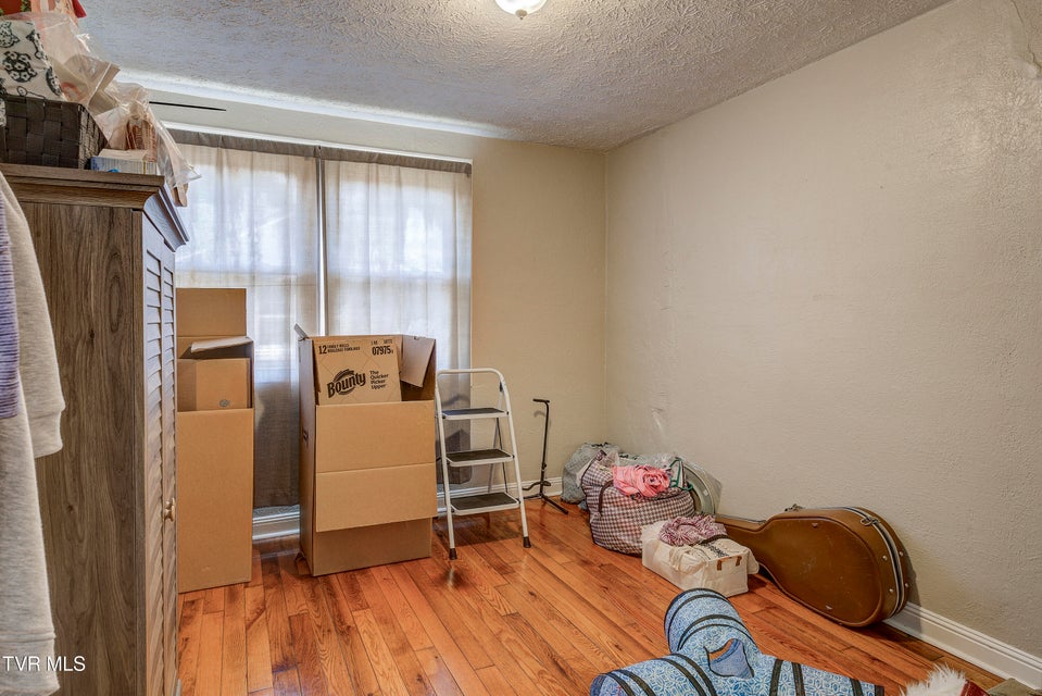 Photo #14: 1321 Pineola Avenue