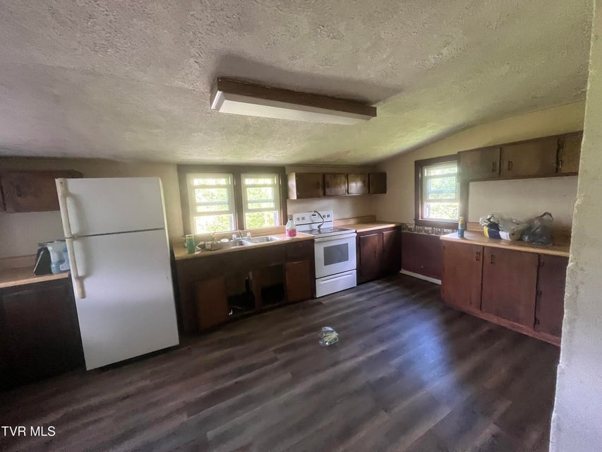 Photo #5: 11352 Frederick Road