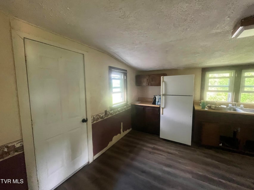 Photo #6: 11352 Frederick Road
