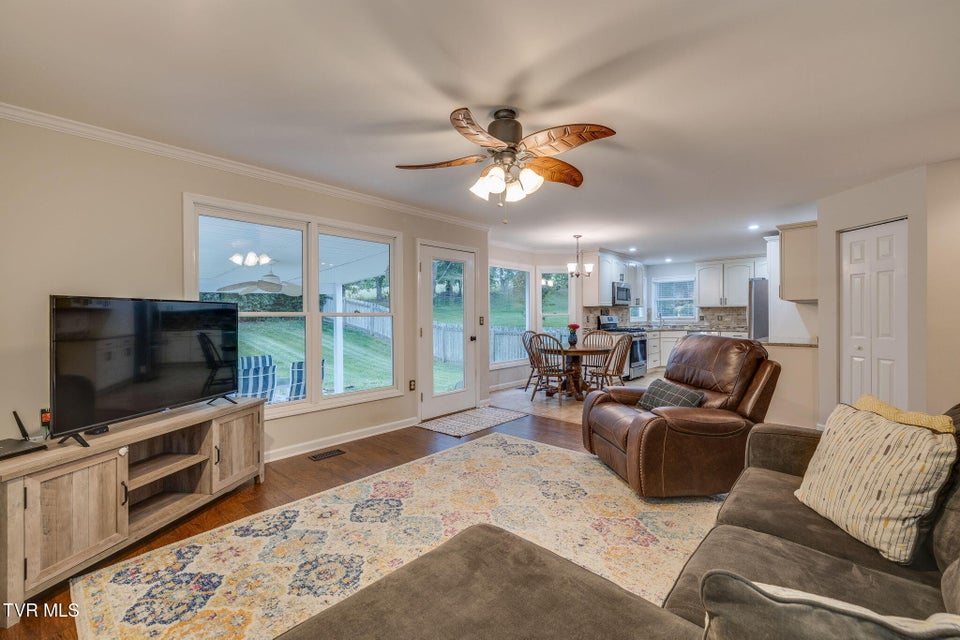 Photo #21: 3424 Berkshire Circle