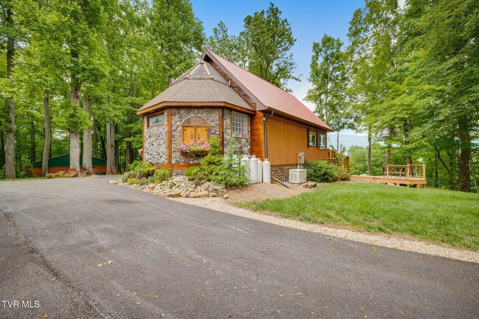 Photo #12: 438 Willow Springs Road