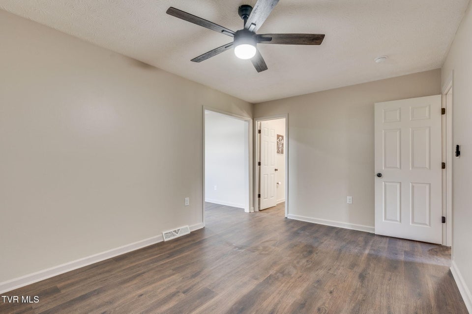 Photo #14: 480 Old Hickory Circle