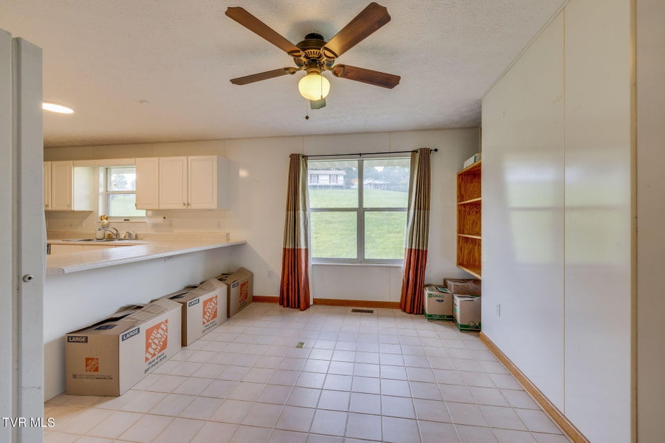 Photo #10: 3808 Ford Drive