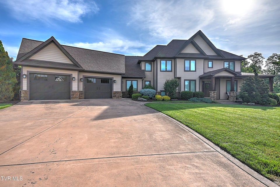 Photo #7: 133 Christopher Way