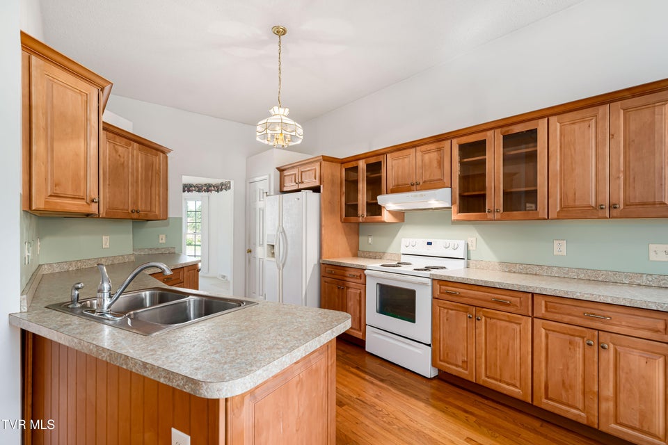 Photo #11: 4006 Navaho Drive
