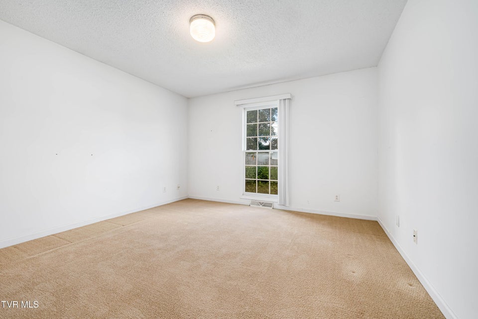 Photo #26: 4006 Navaho Drive