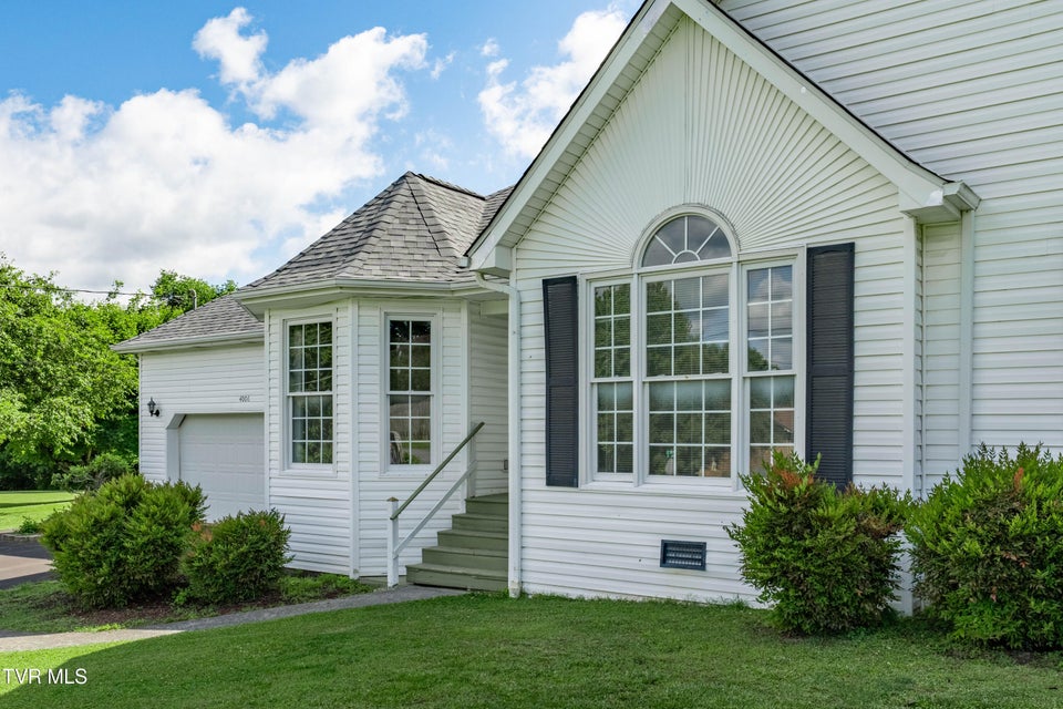 Photo #4: 4006 Navaho Drive