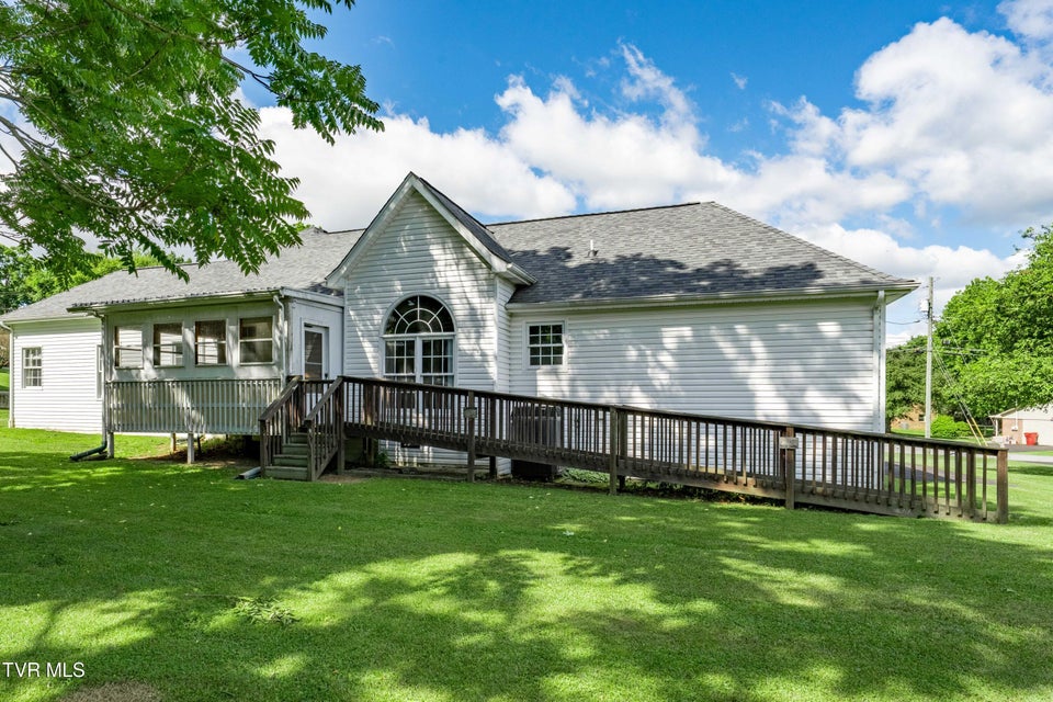 Photo #42: 4006 Navaho Drive