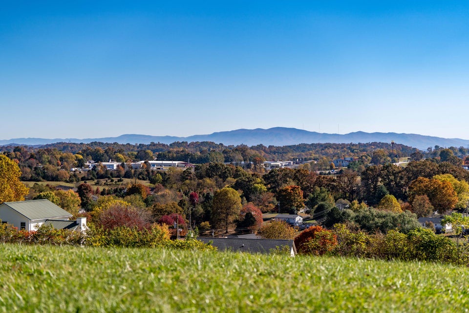 Photo #24: 427 Douglas Shed Road