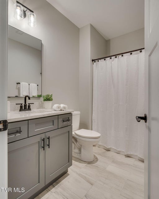 Photo #19: 812 Dolen Place
