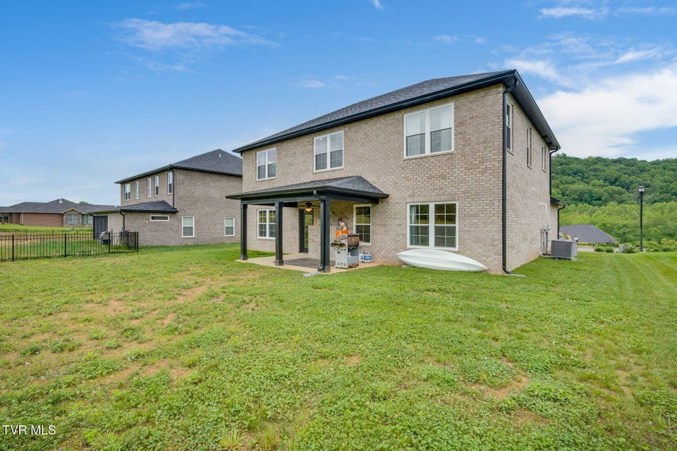 Photo #39: 812 Dolen Place