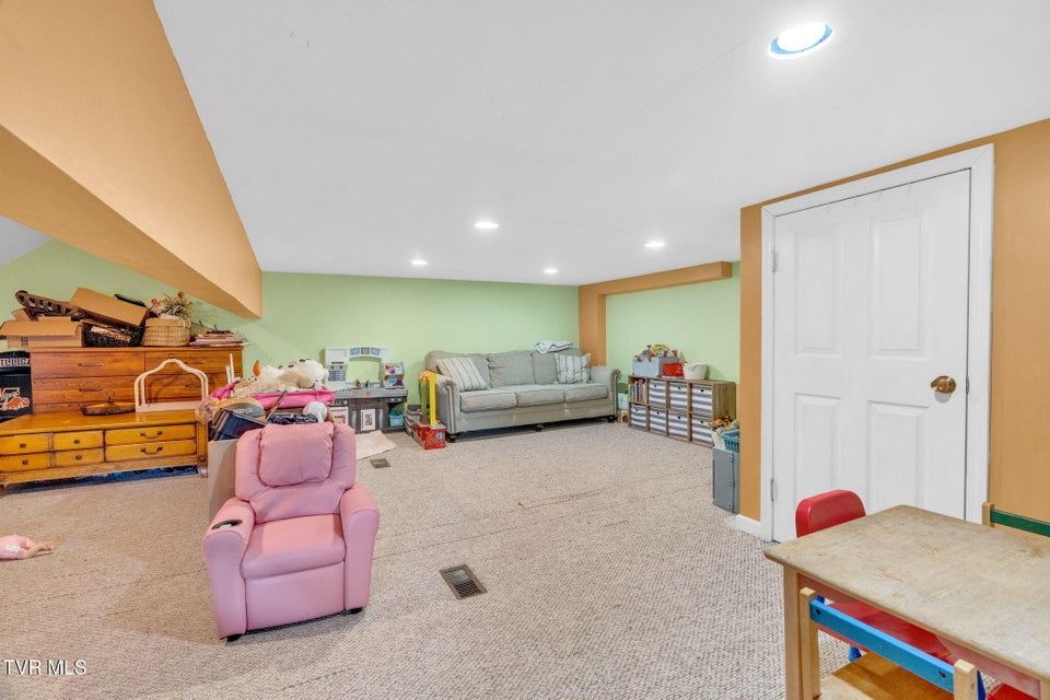 Photo #18: 319 Wiltshire Drive