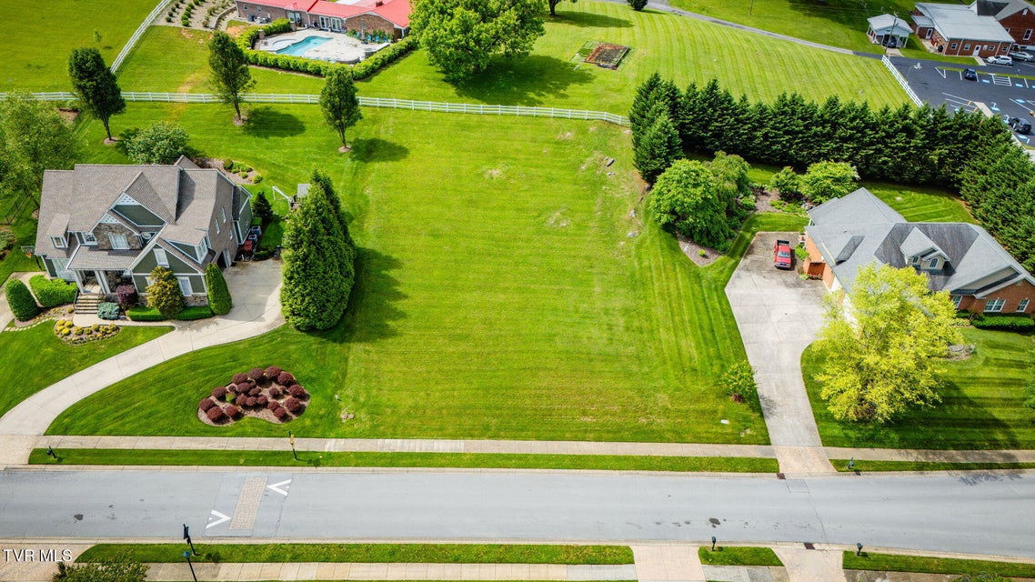 Photo #5: 106 Highland Gate Drive