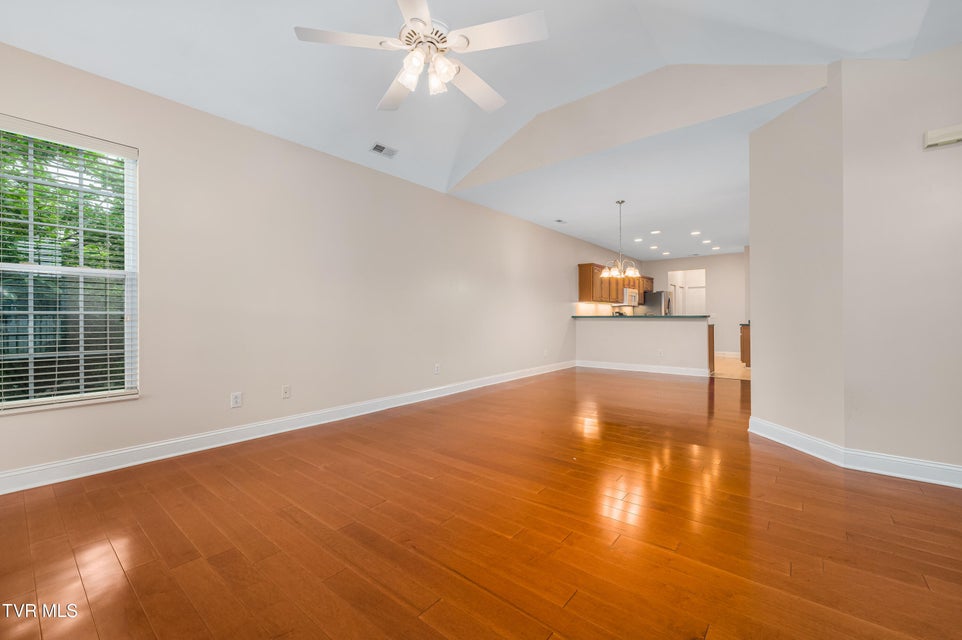 Photo #15: 223 Avonlea Place