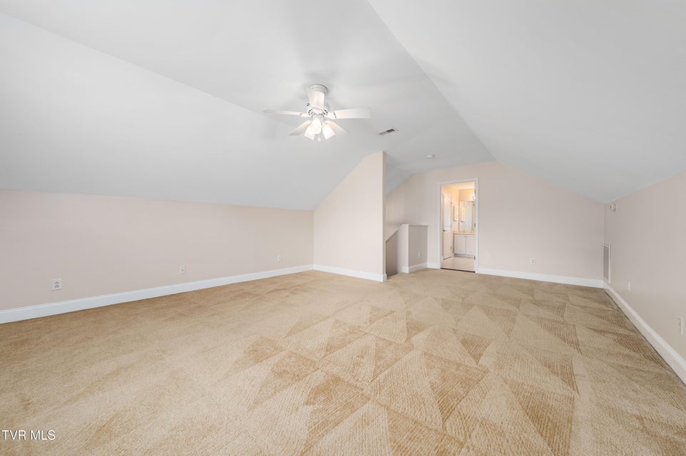 Photo #32: 223 Avonlea Place