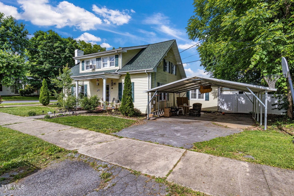 Photo #3: 311 Roan Street