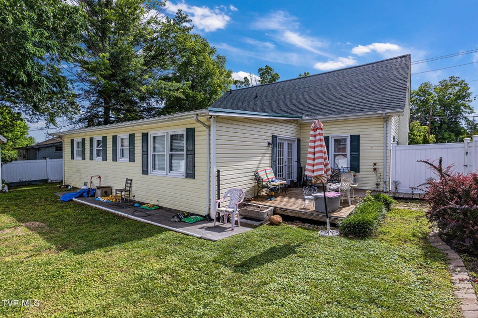 Photo #33: 311 Roan Street