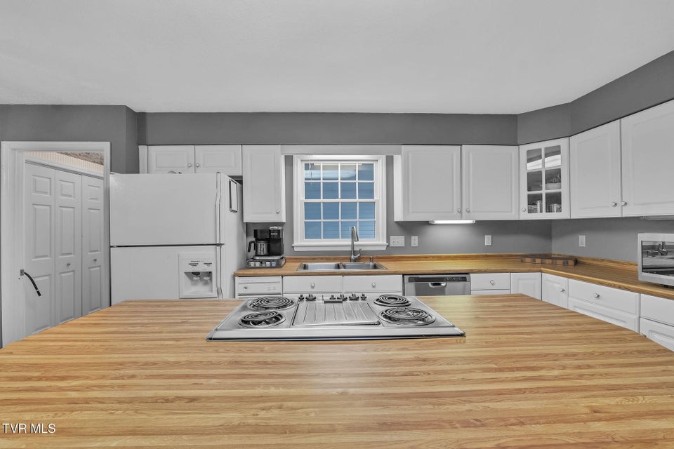 Photo #32: 20291 Alvarado Rd Road