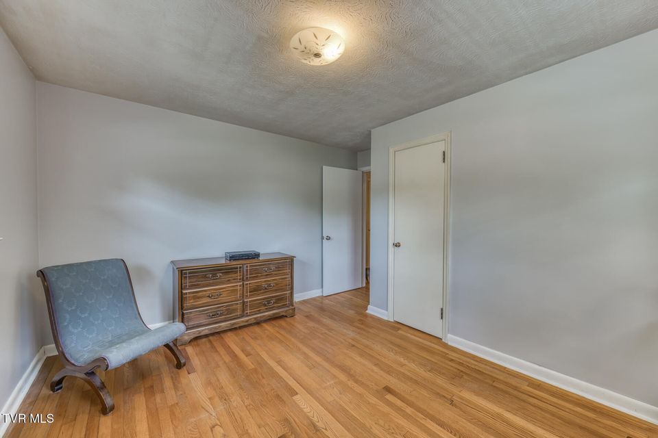 Photo #18: 2210 Bruce Street