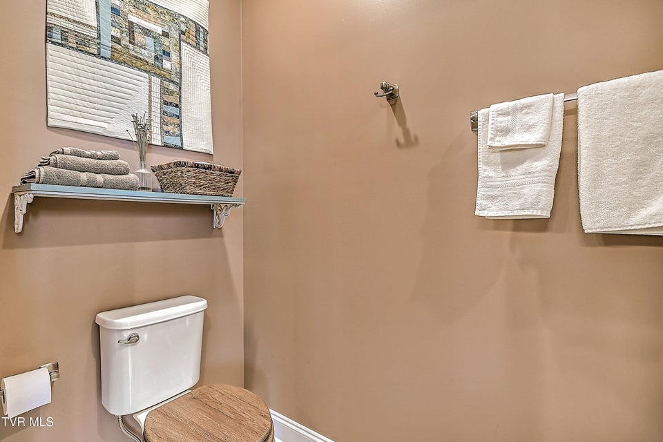Photo #29: 520 Villa Lane