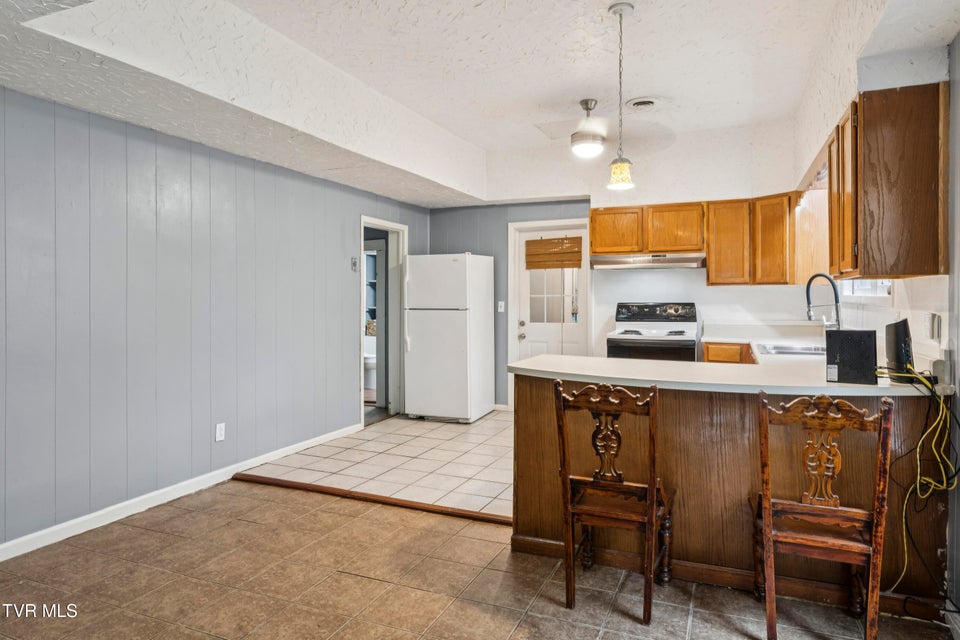 Photo #9: 115 Poplar Street