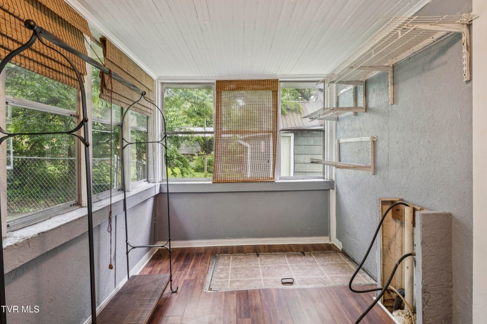 Photo #19: 115 Poplar Street