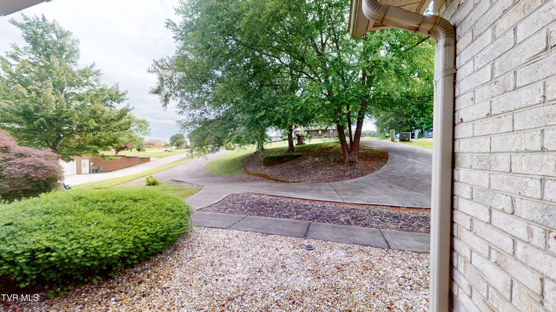 Photo #33: 4119 Azalea Court