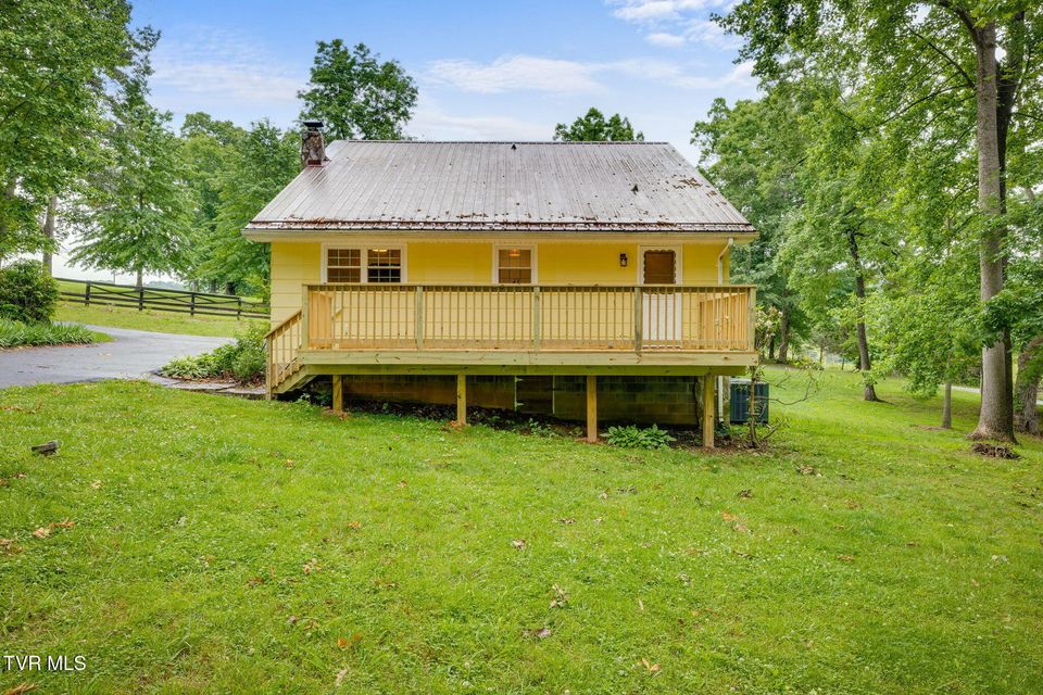 Photo #27: 319 Woodland Road