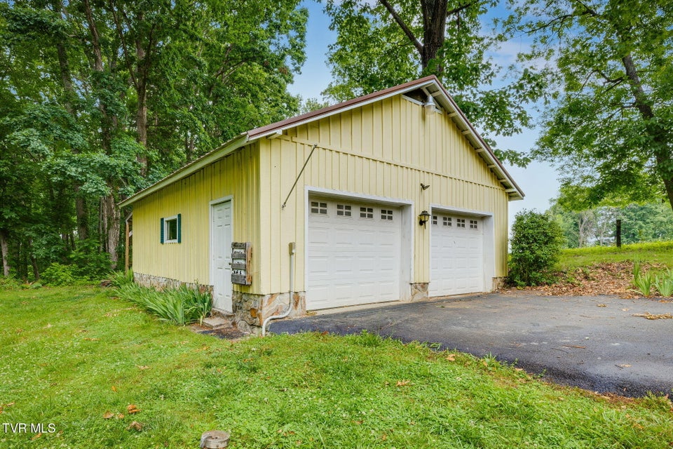 Photo #30: 319 Woodland Road
