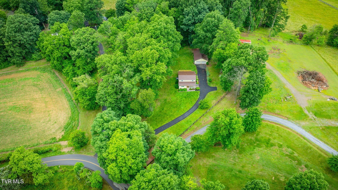 Photo #32: 319 Woodland Road