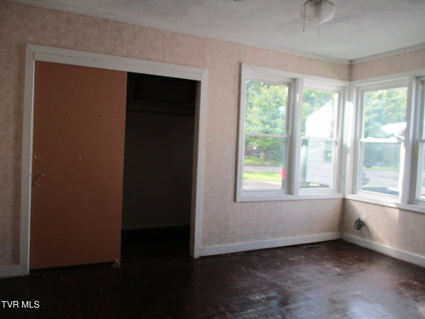 Photo #8: 1608 Unaka Avenue