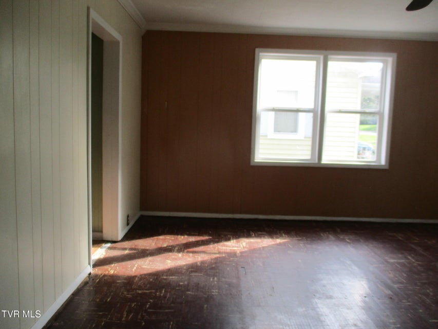 Photo #2: 1608 Unaka Avenue