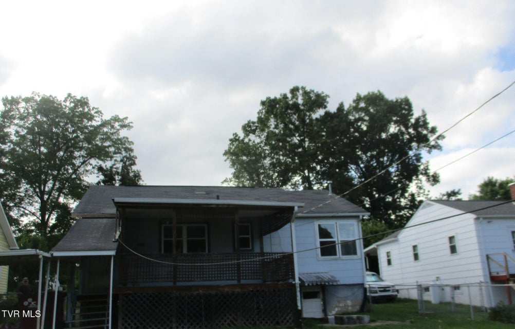 Photo #10: 1608 Unaka Avenue