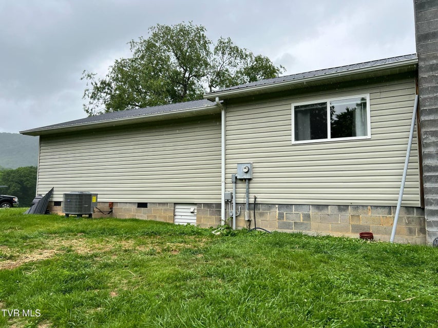 Photo #68: 853 Dryden Heights Drive
