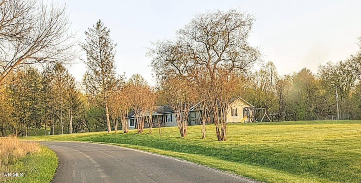 Photo #64: 853 Dryden Heights Drive