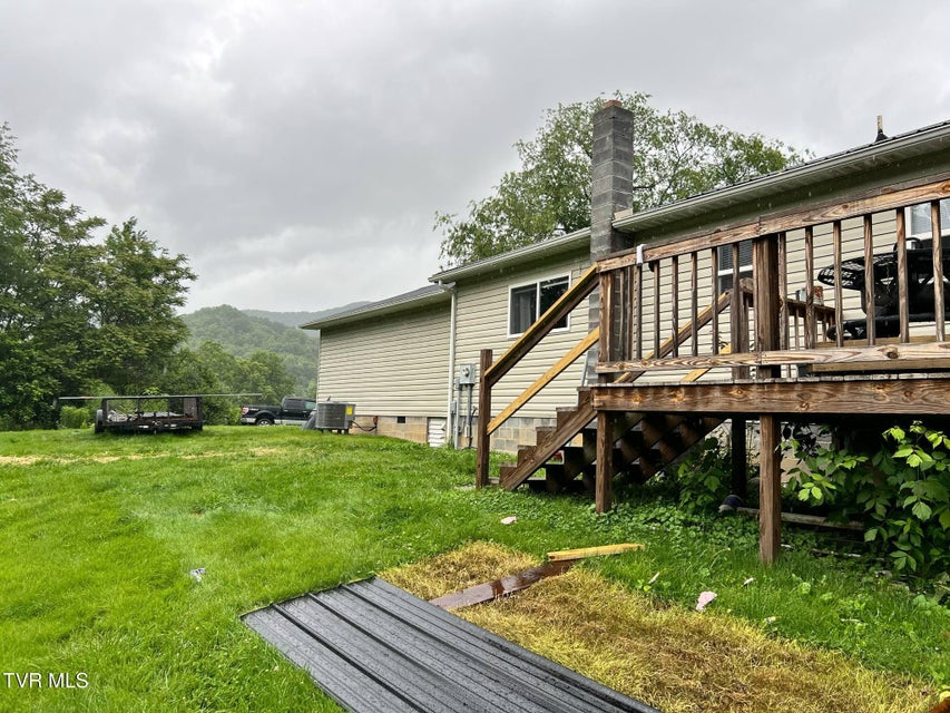 Photo #13: 853 Dryden Heights Drive