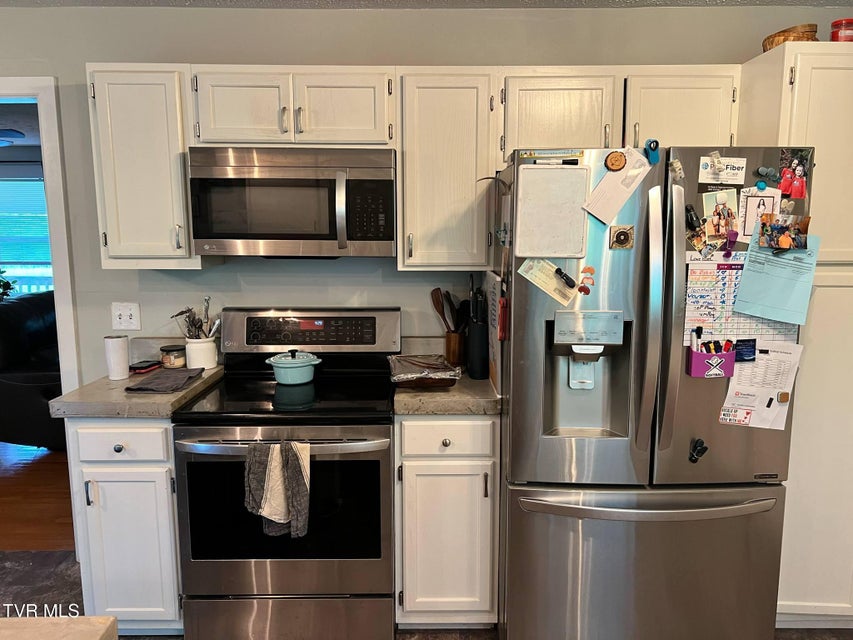 Photo #30: 853 Dryden Heights Drive