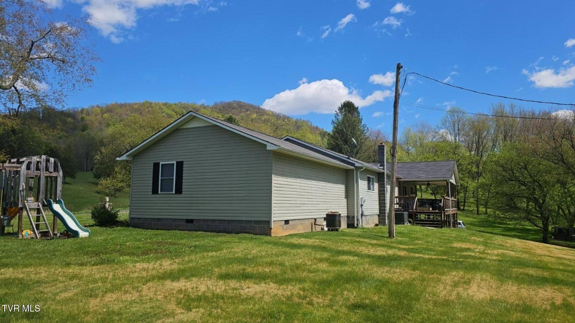 Photo #8: 853 Dryden Heights Drive