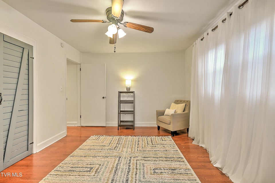 Photo #22: 1449 Warpath Drive