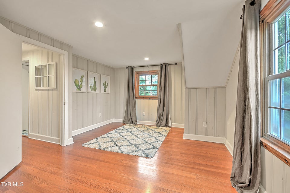 Photo #27: 1449 Warpath Drive