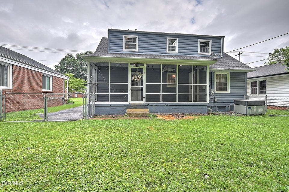 Photo #39: 1449 Warpath Drive