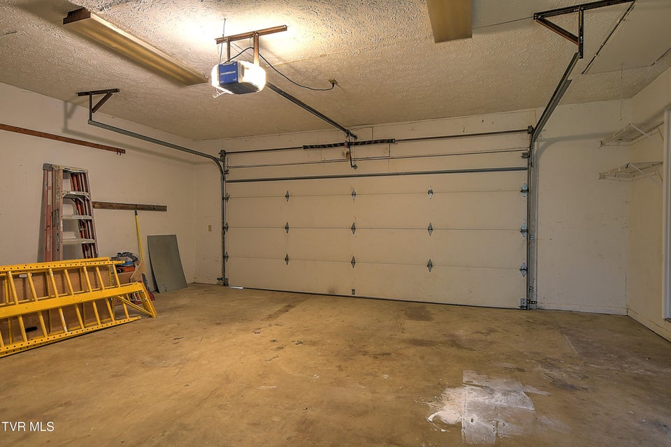 Photo #52: 121 Lone Oak Drive