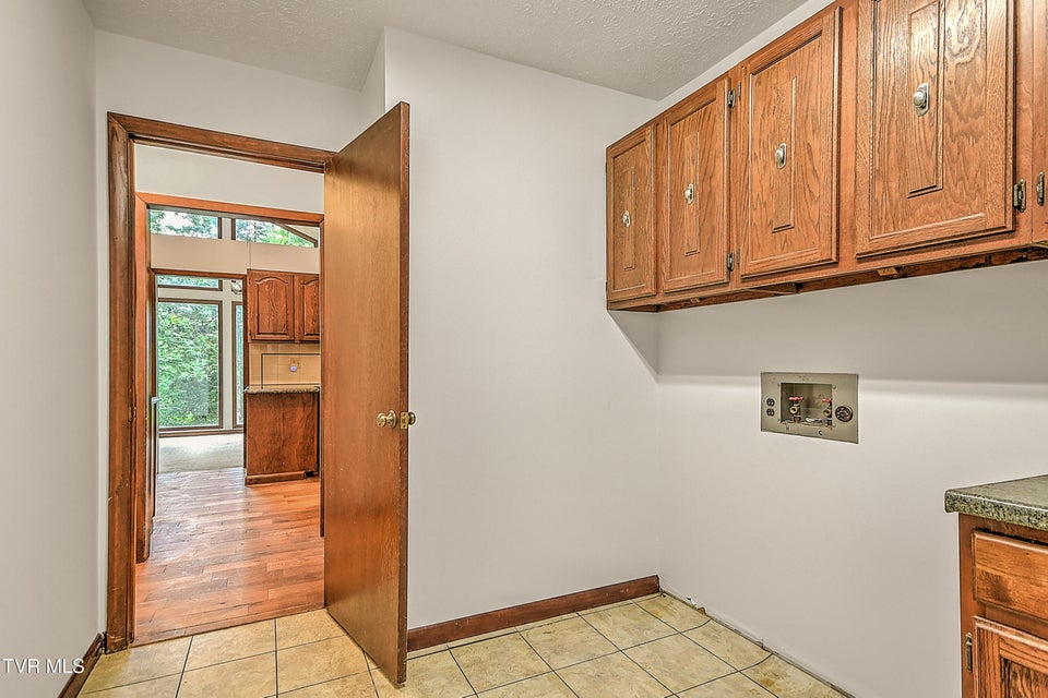 Photo #20: 121 Lone Oak Drive