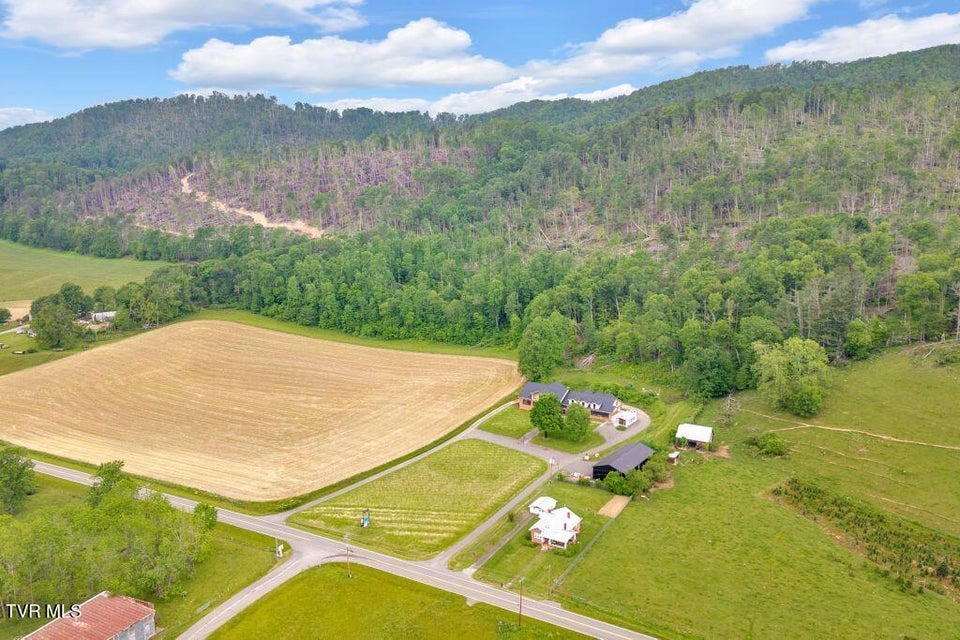 Photo #11: 5500 Roan Creek Road