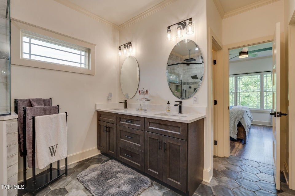 Photo #25: 1007 Shadyside Drive