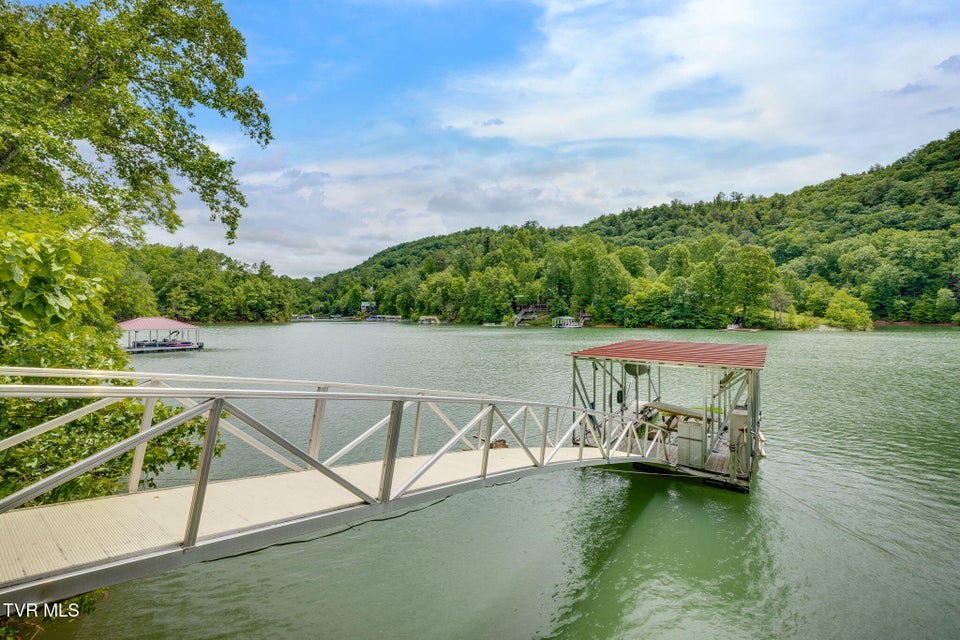 Photo #81: 465 Big Oak Drive